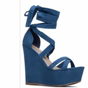 Lainy Ankle-Wrapped Wedges